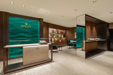cover showroom