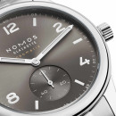 NOMOS Glashütte Club Sport neomatik 39 smoke (Ref: 764) - Bild 4