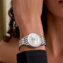 Breitling Navitimer 32 (Ref: A77320E61A2A1) - Bild 4