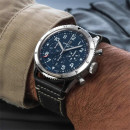 Breitling Super AVI B04 Chronograph GMT 46 Tribute to Vought F4U Corsair (Ref: AB04451A1C1X1) - Bild 3
