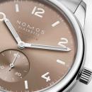 NOMOS Glashütte Club Sport neomatik 39 ember (Ref: 762) - Bild 7