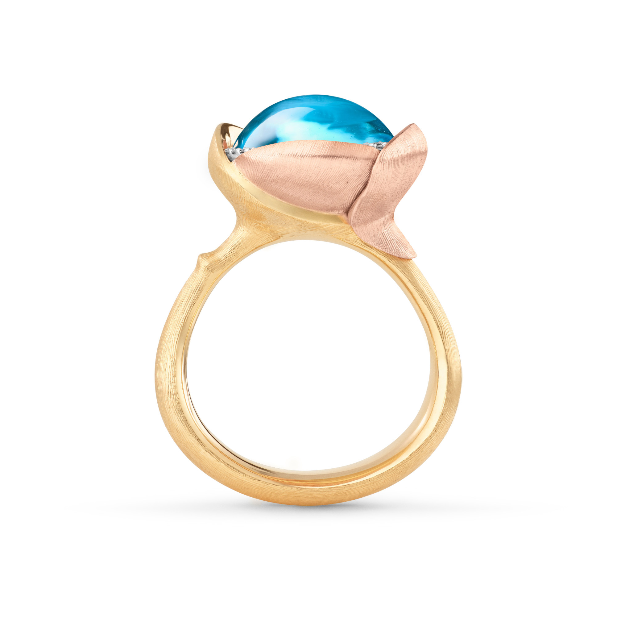 Ole Lynggaard Copenhagen Lotus Ring (Ref: A2652-408)