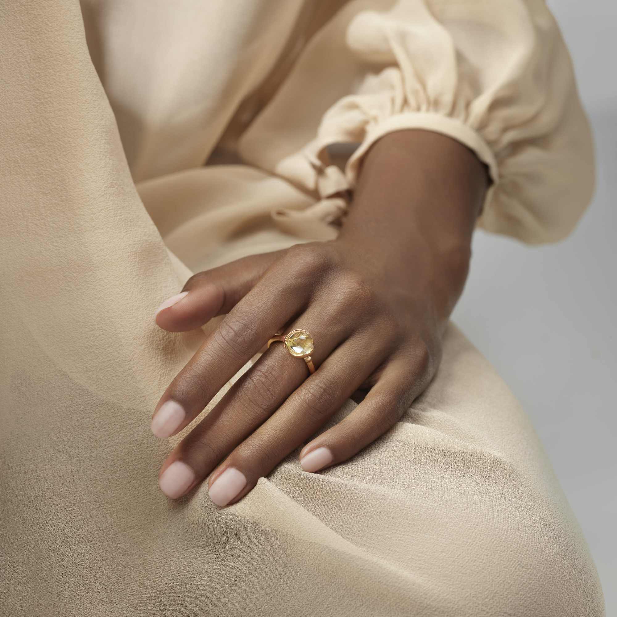 Ole Lynggaard Copenhagen Lotus Ring 2 (Ref: A2651-411)