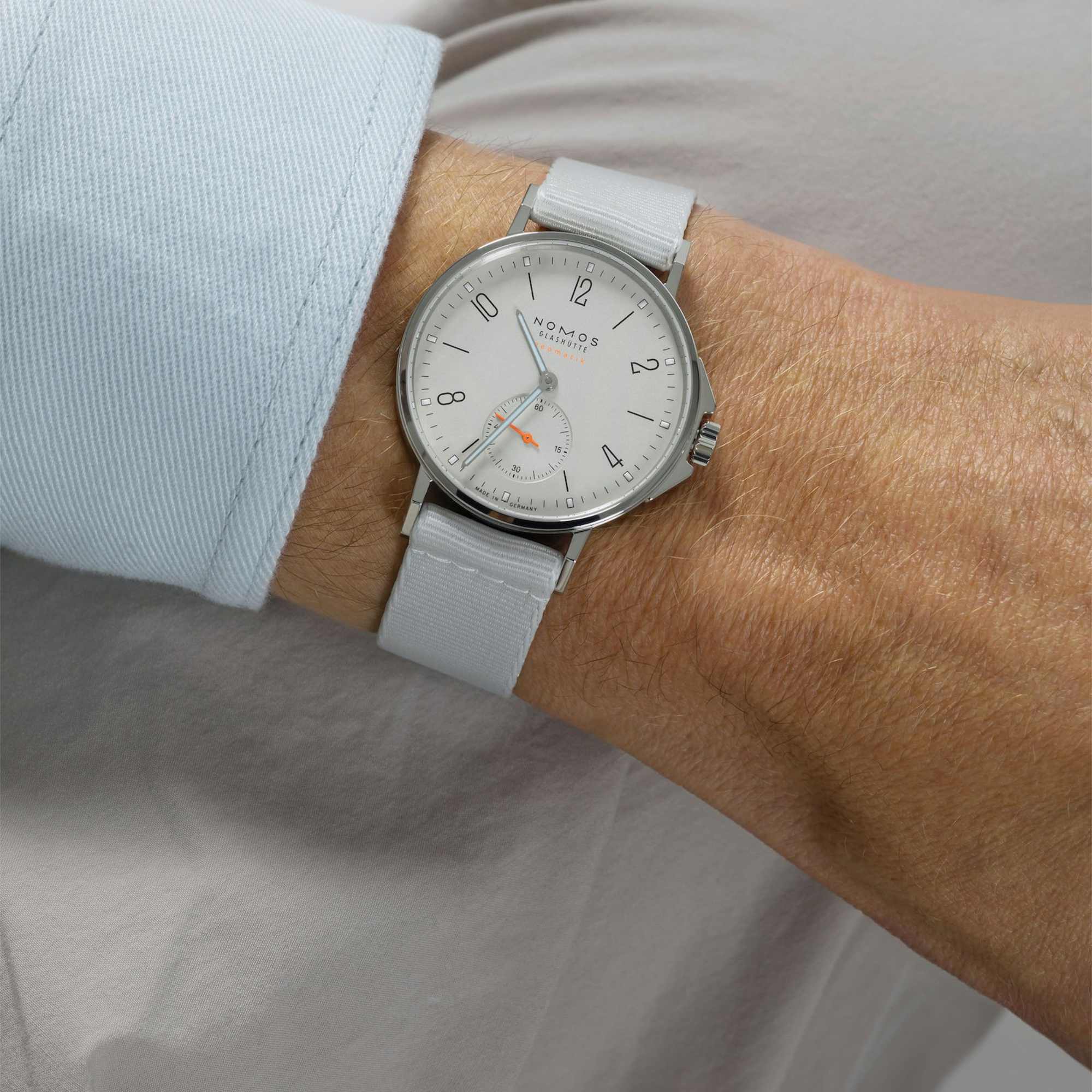 NOMOS Glashütte Ahoi neomatik (Ref: 560)