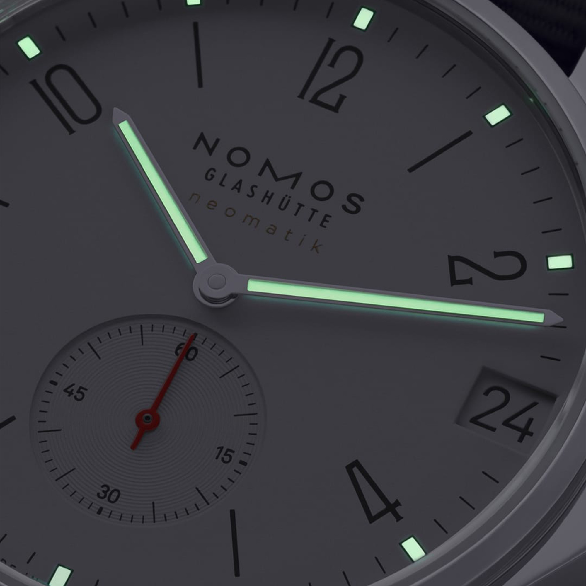 NOMOS Glashütte Ahoi Neomatik 38 Datum (Ref: 525.SB)