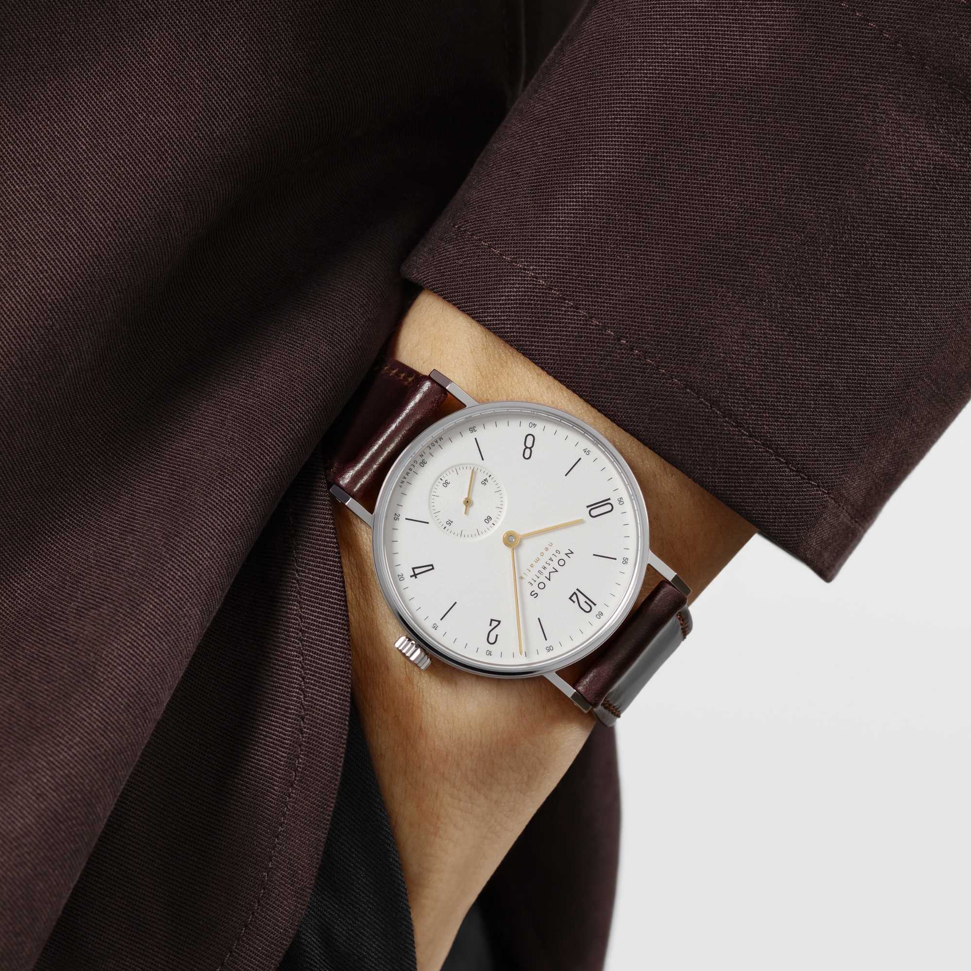 NOMOS Glashütte Tangente neomatik doré (Ref: 192)