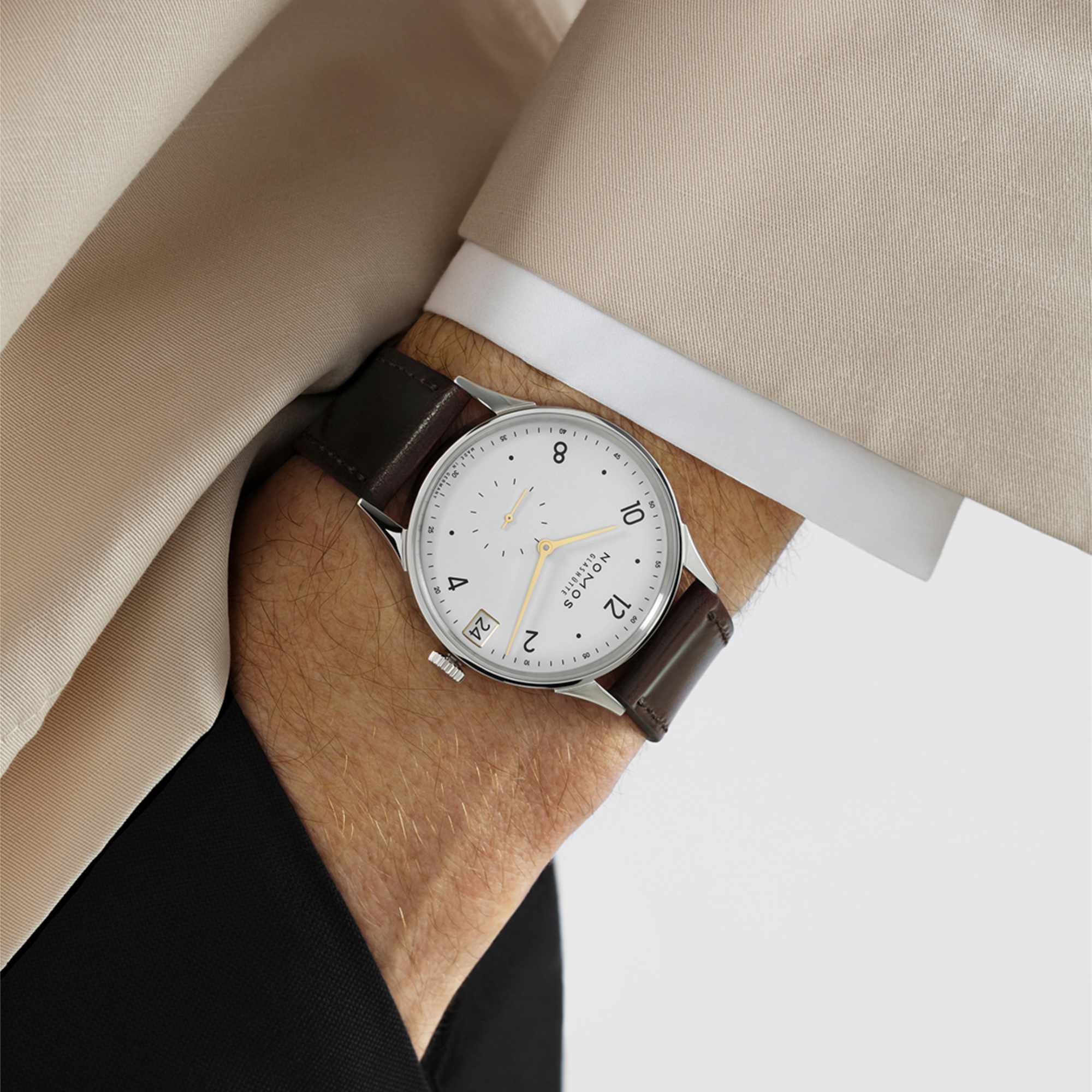 NOMOS Glashütte Minimatik 39 Datum Gold (Ref: 1251)
