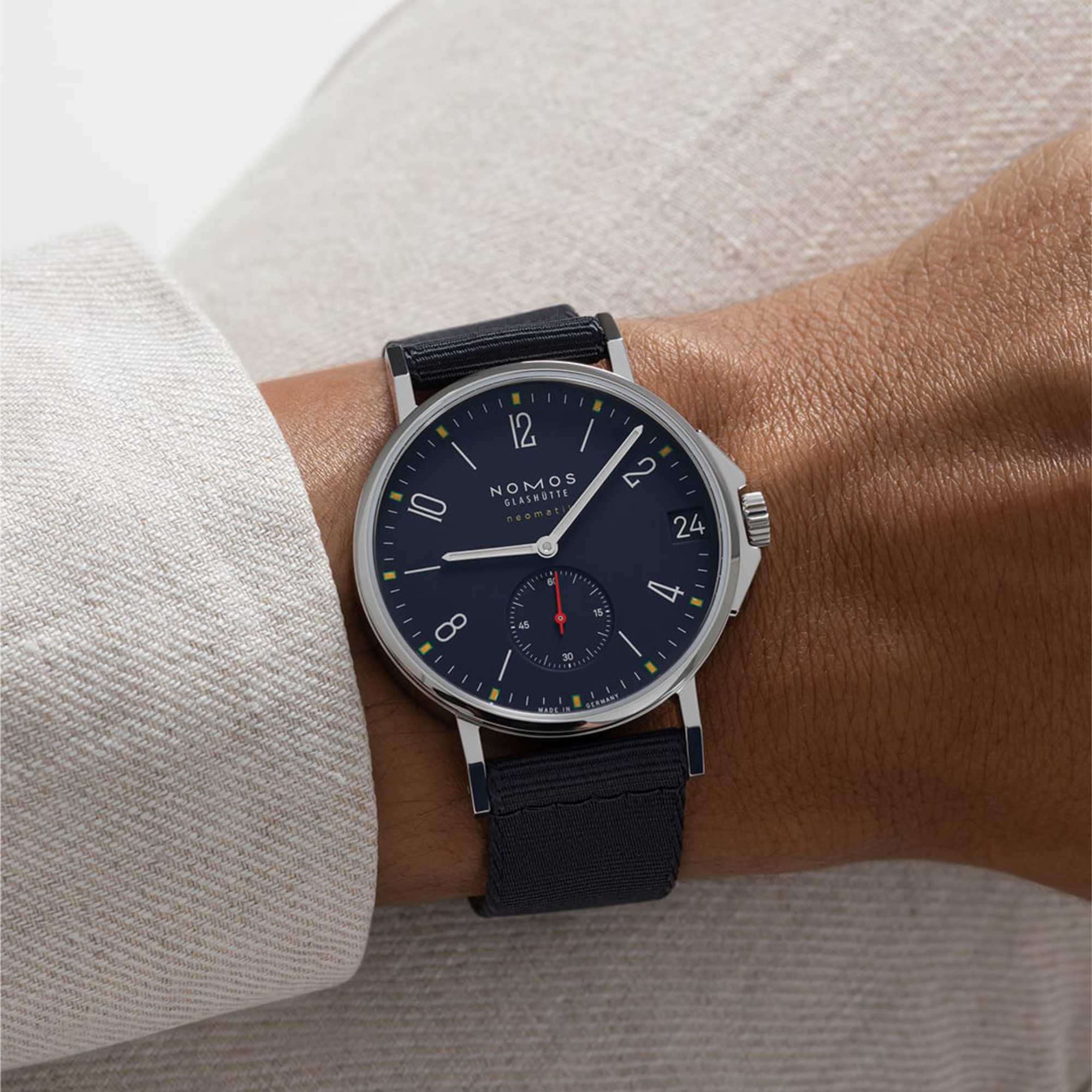 NOMOS Glashütte Ahoi neomatik Atlantic (Ref: 566)