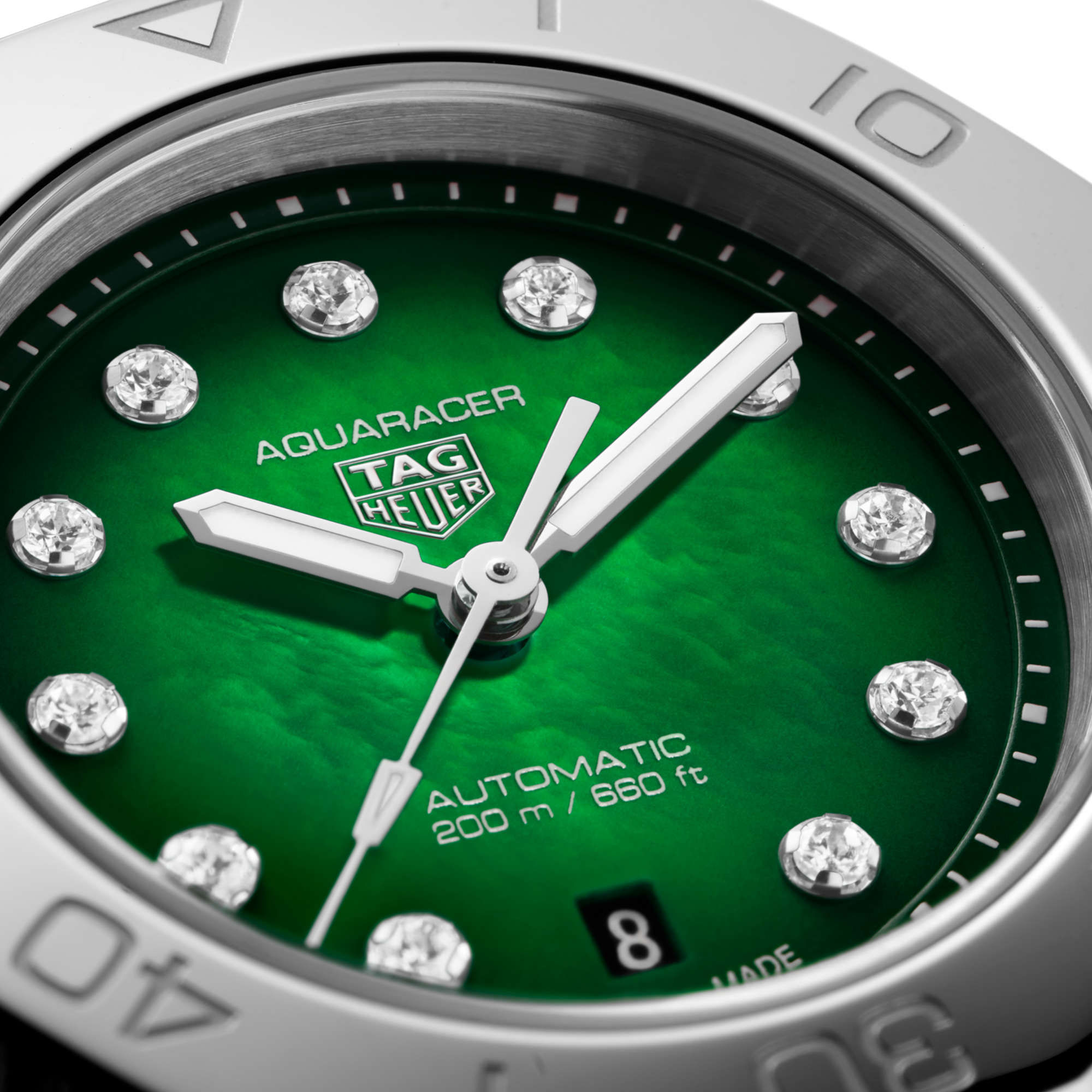 TAG Heuer TAG HEUER AQUARACER PROFESSIONAL 200 DATE (Ref: WBP2415.BA0622)