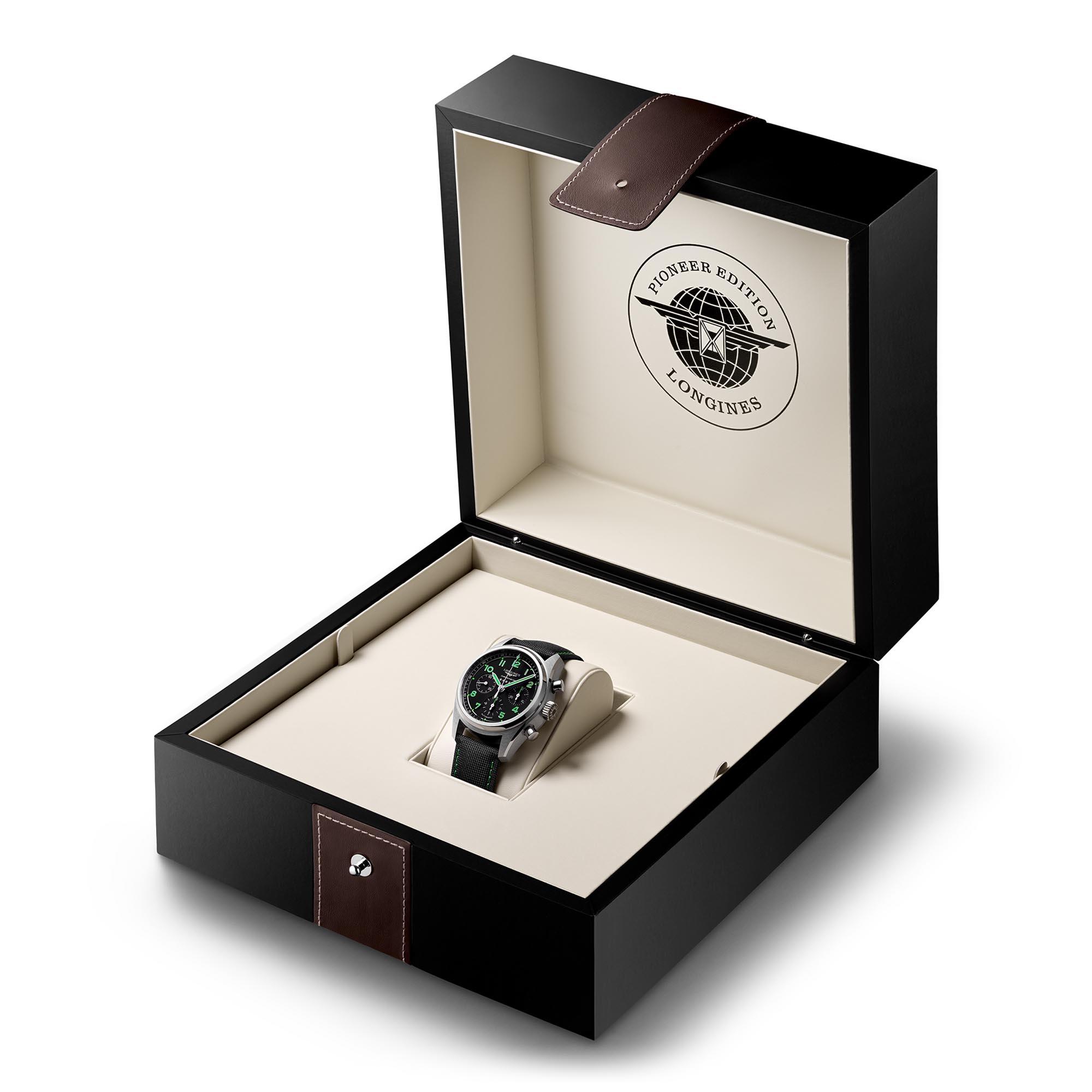 Longines LONGINES SPIRIT CHRONOGRAPH (Ref: L3.829.1.53.2)
