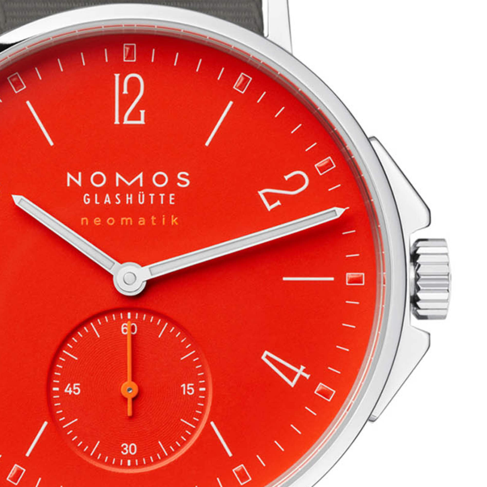 NOMOS Glashütte Ahoi neomatik signalrot (Ref: 563)