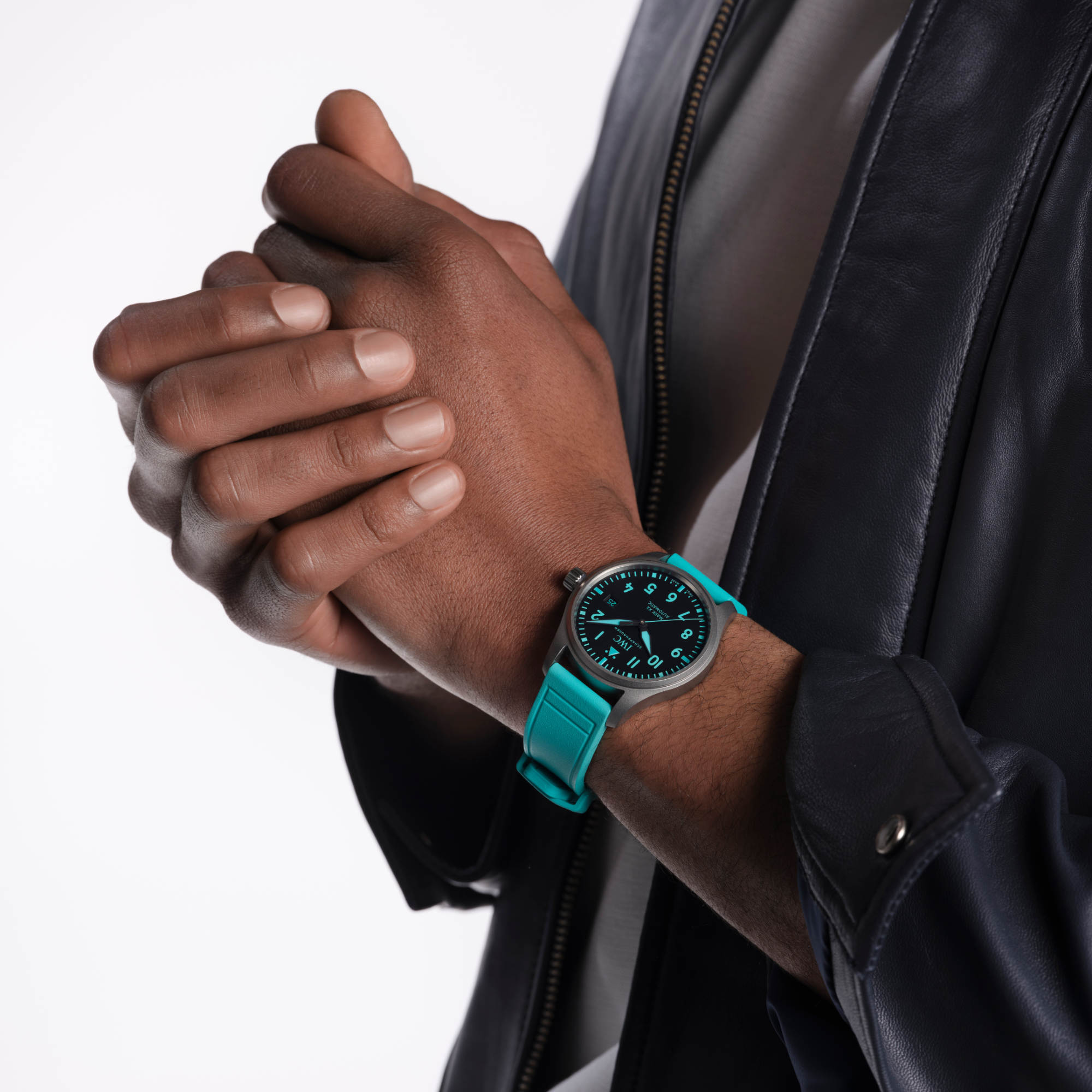 IWC PILOT’S WATCH MARK XX MERCEDES-AMG PETRONAS FORMULA ONE™ TEAM (Ref: IW328210)