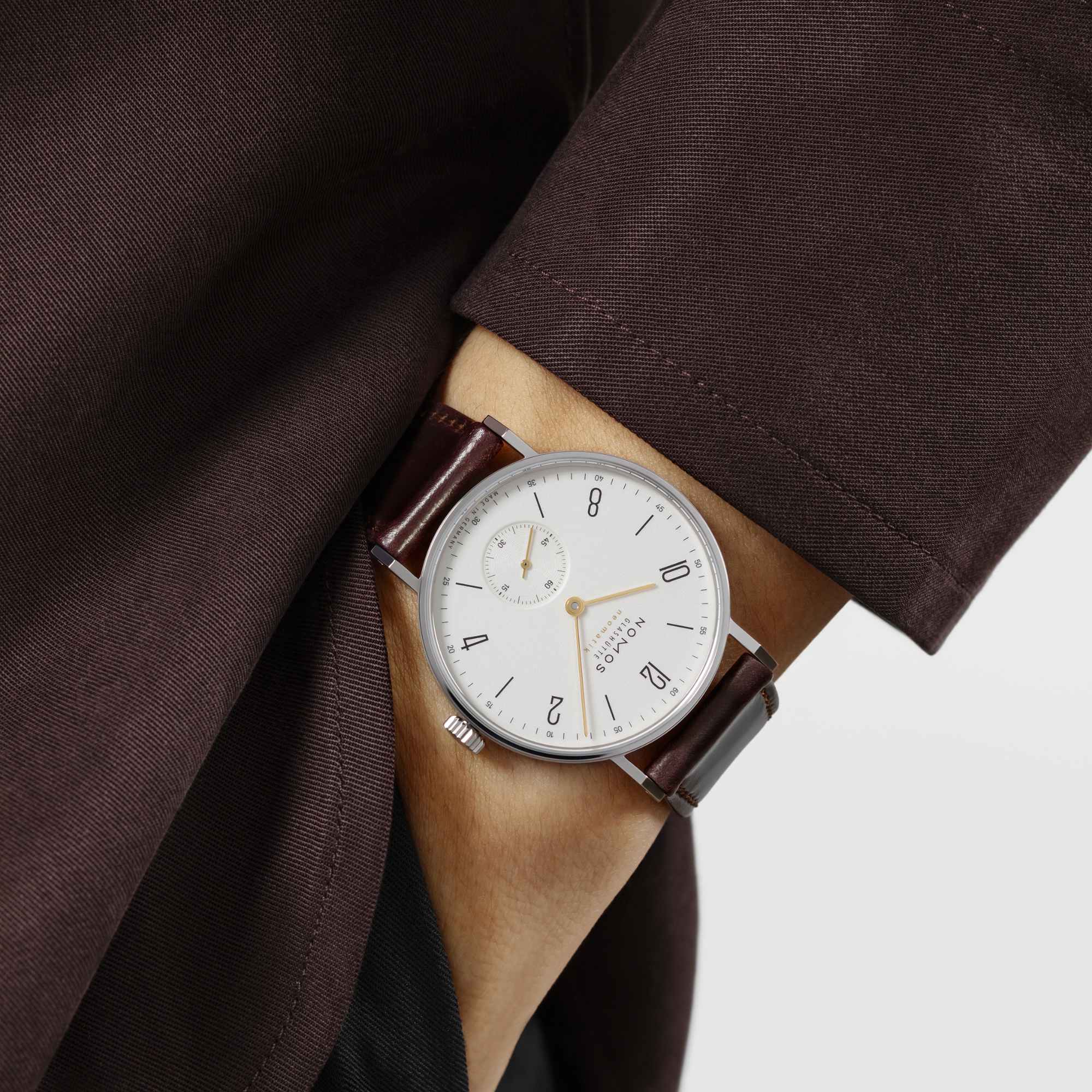 NOMOS Glashütte Tangente neomatik doré (Ref: 192.SB)