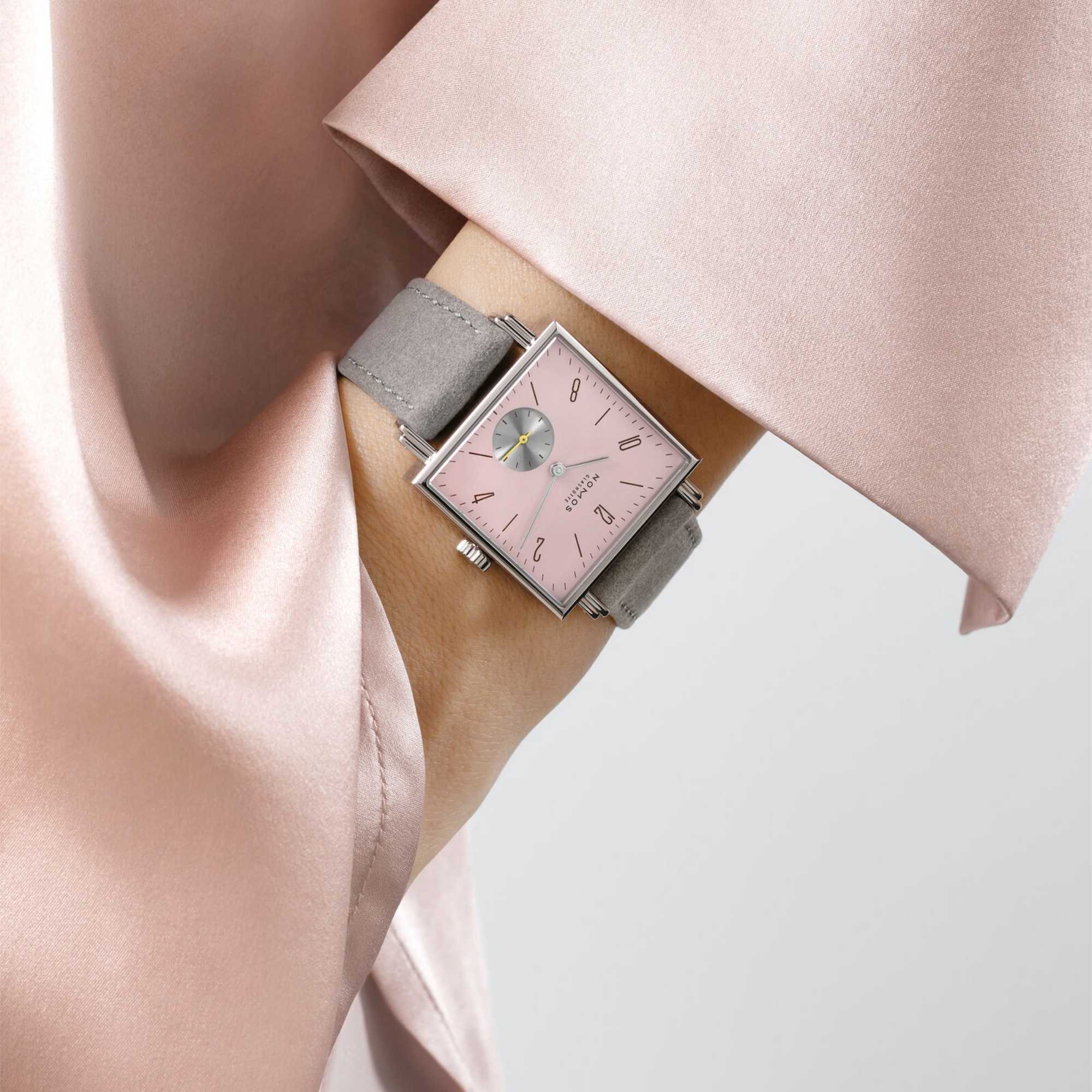 NOMOS Glashütte Tetra – Die Wildentschlossene (Ref: 426)