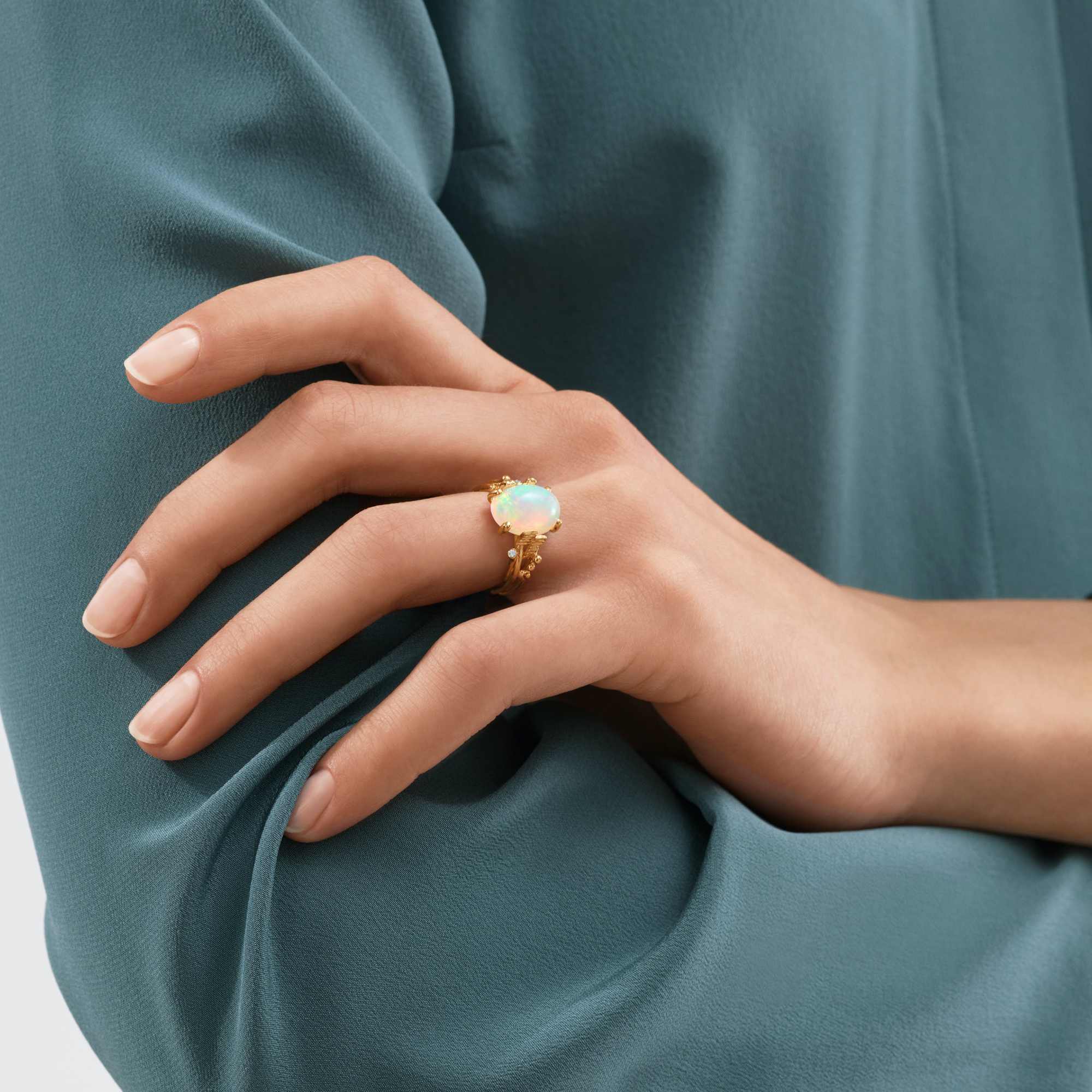 Ole Lynggaard Copenhagen BoHo Ring Small (Ref: A2929-401)