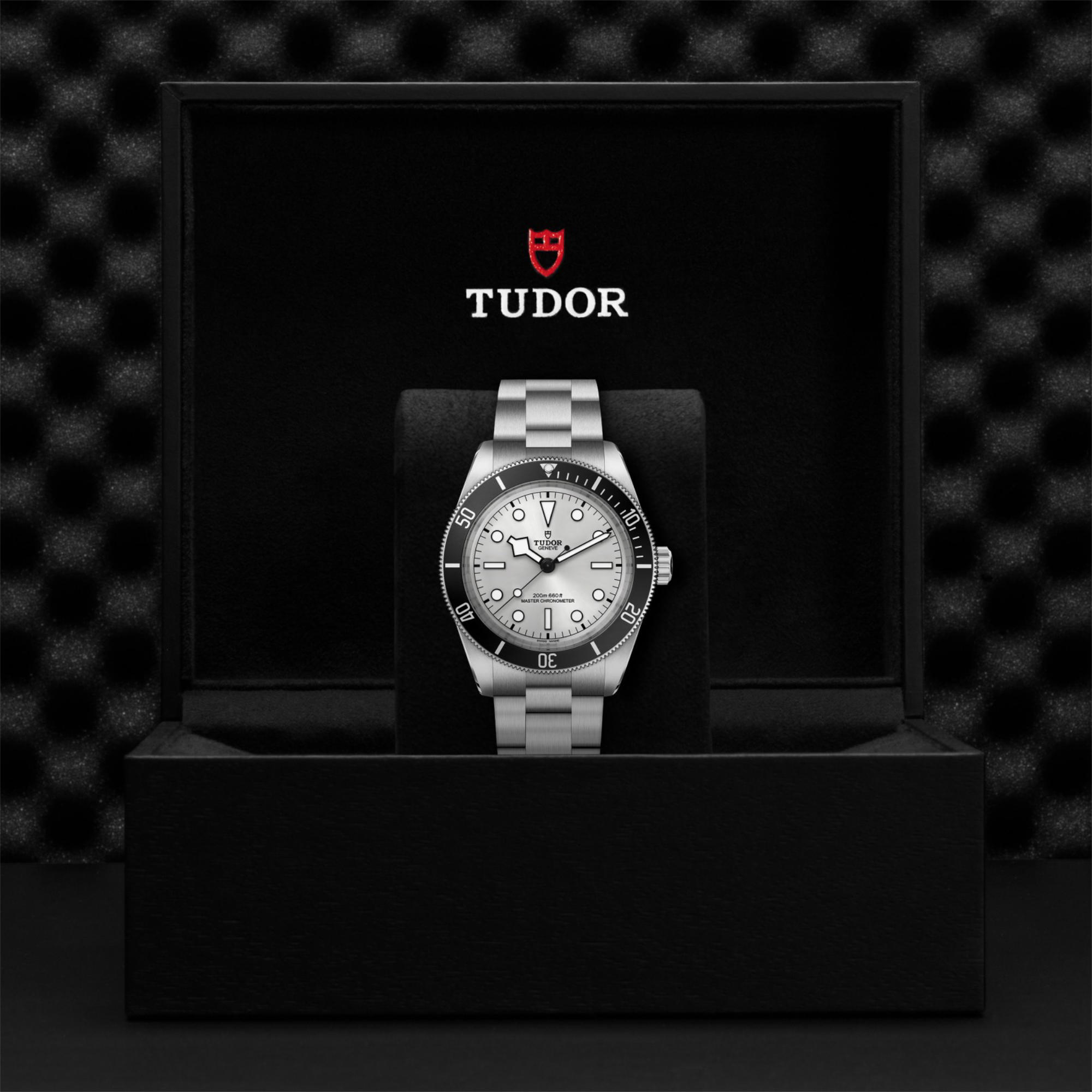 TUDOR Black Bay 68 (Ref: M7943A1A0NU-0002)