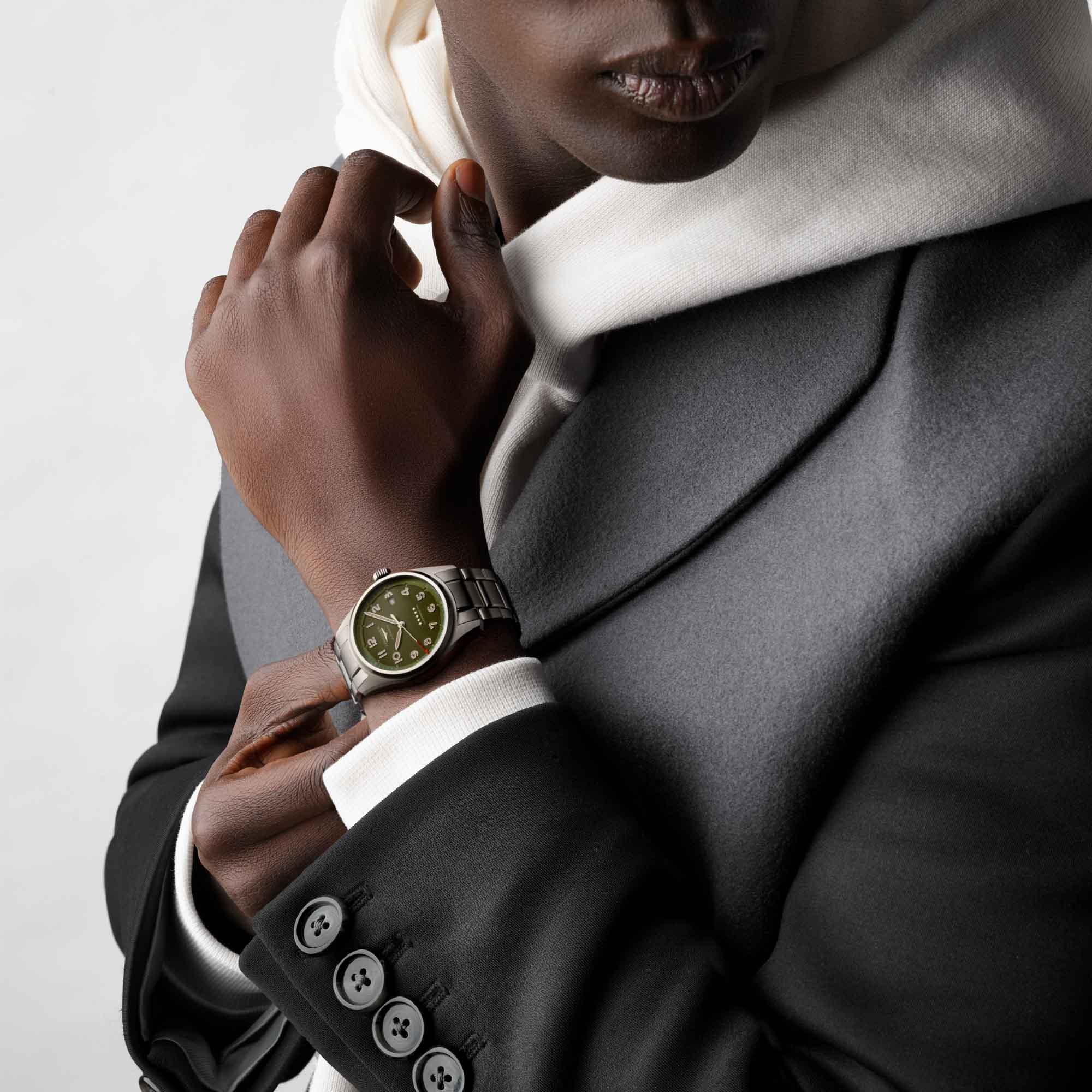 Longines LONGINES SPIRIT (Ref: L3.811.4.03.6)