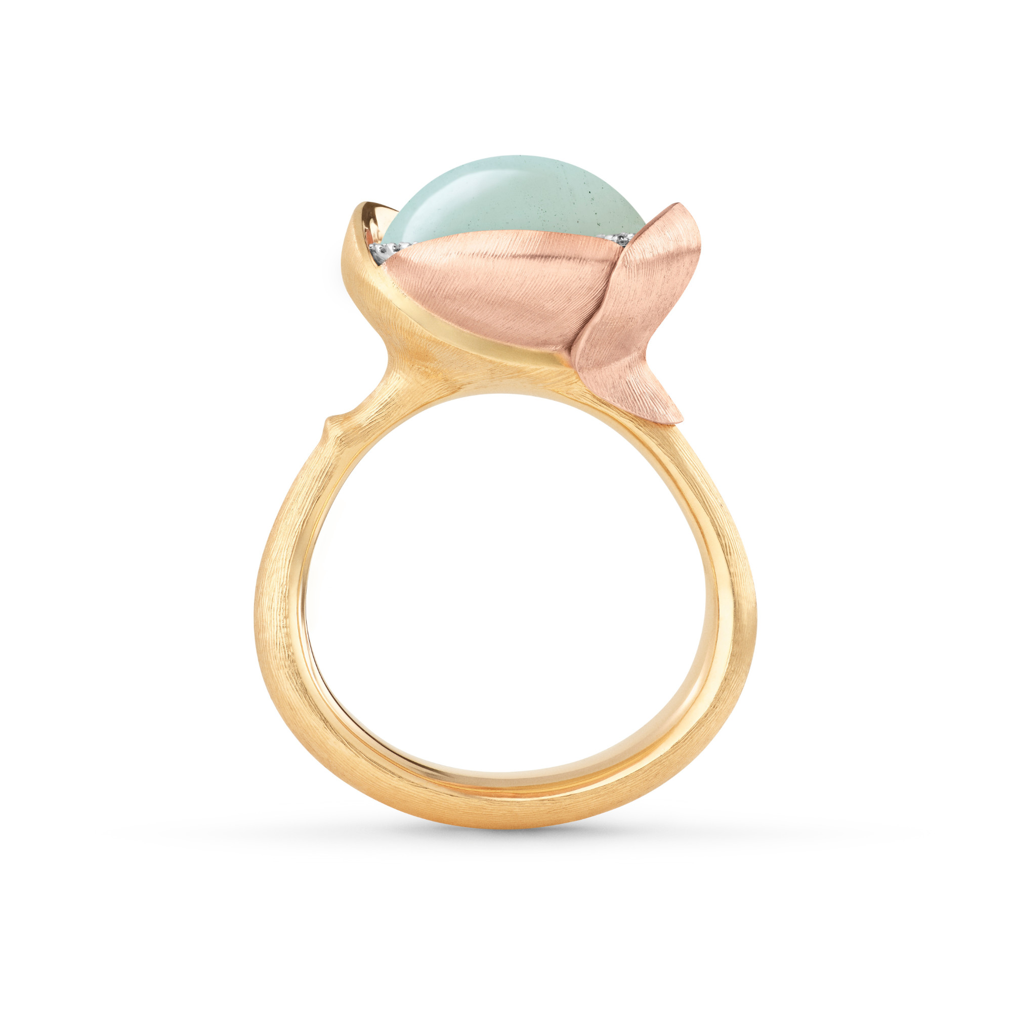 Ole Lynggaard Copenhagen Lotus Ring (Ref: A2652-409)