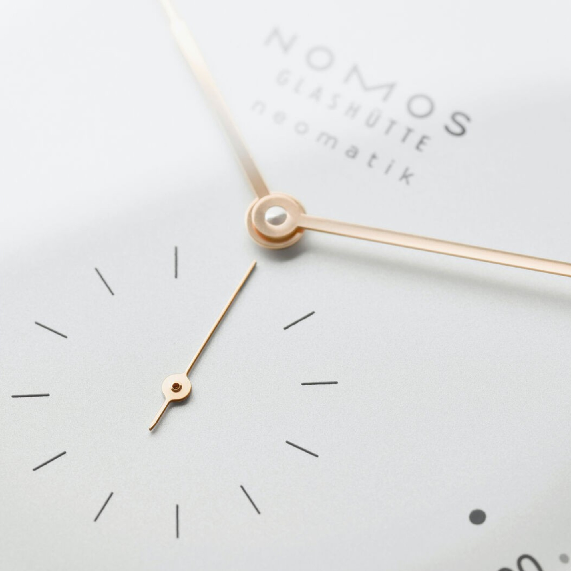 NOMOS Glashütte Metro Roségold neomatik 39 (Ref: 1180)