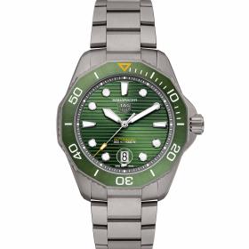 TAG Heuer TAG HEUER AQUARACER PROFESSIONAL 300 DATE WBP208B.BF0631