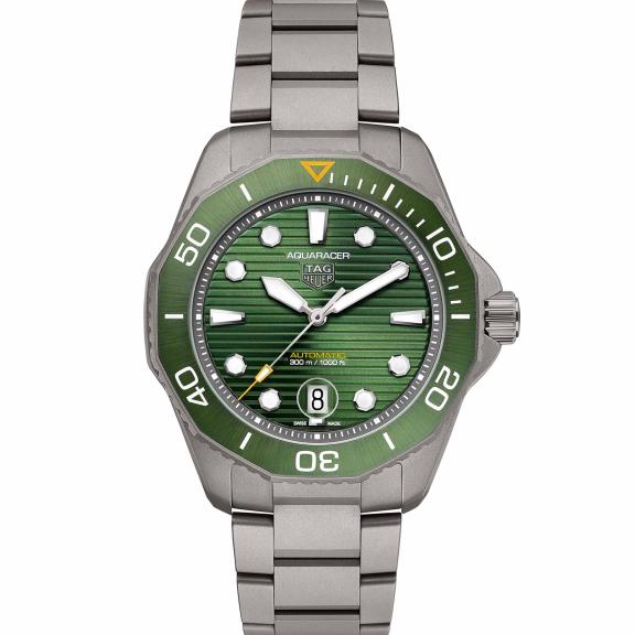 TAG Heuer-Aquaracer Professional 300-WBP208B.BF0631