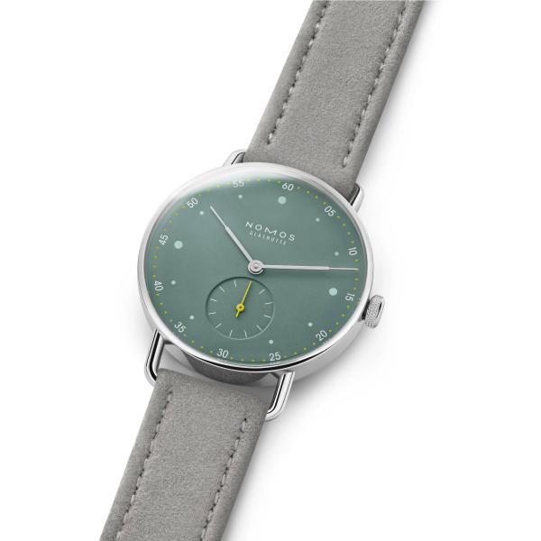 NOMOS Glashütte Metro 33 sage (Ref: 1124.SB)