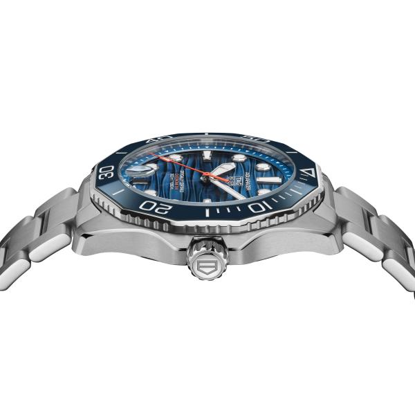 TAG Heuer TAG HEUER AQUARACER PROFESSIONAL 300 DATE (Ref: WBP5111.BA0013)