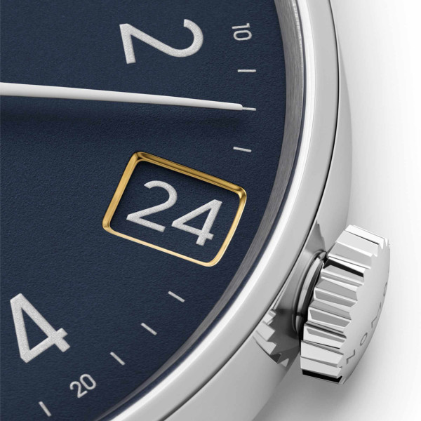 NOMOS Glashütte Minimatik 39 Datum blau (Ref: 1252)
