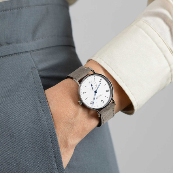 NOMOS Glashütte Tangente 33 (Ref: 122)