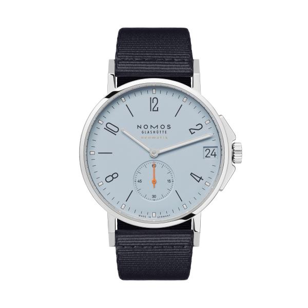 NOMOS Glashütte Ahoi neomatik 38 Datum sky (Ref: 526)