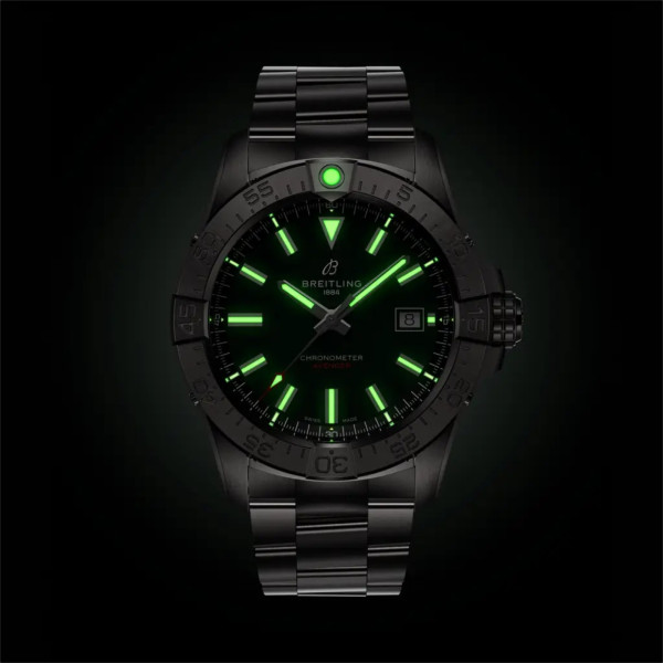 Breitling Avenger Automatic 42 (Ref: A17328101L1A1)