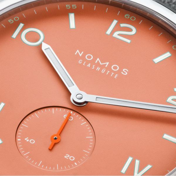 NOMOS Glashütte Club Campus 38 cream coral (Ref: 725)