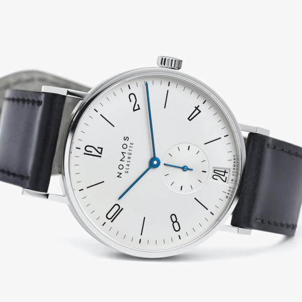 NOMOS Glashütte Tangente 38 Datum (Ref: 130)