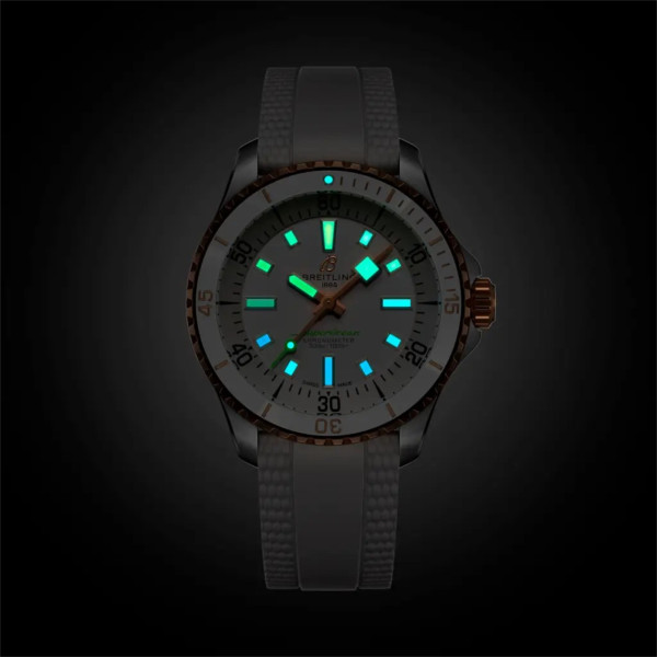 Breitling Superocean Automatic 36 (Ref: U17377211A1S1)