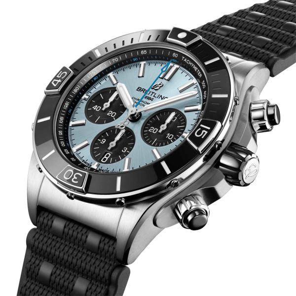 Breitling Super Chronomat B01 44 (Ref: PB0136251C1S1)