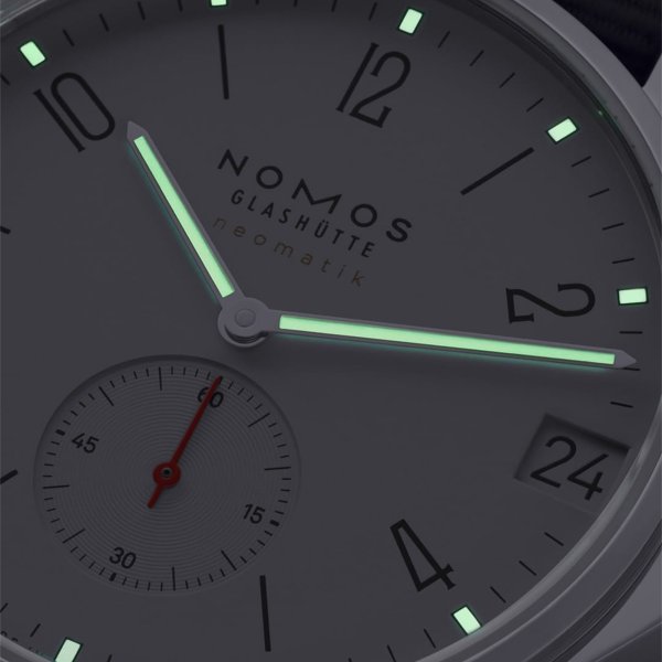 NOMOS Glashütte Ahoi Neomatik 38 Datum (Ref: 525.SB)