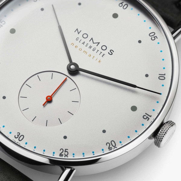 NOMOS Glashütte Metro neomatik 39 (Ref: 1113)