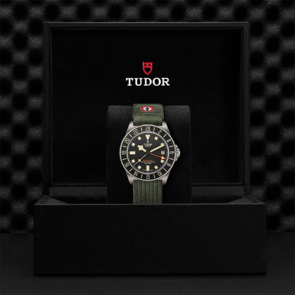 TUDOR Pelagos FXD GMT (Ref: M2542G257NU-0002)