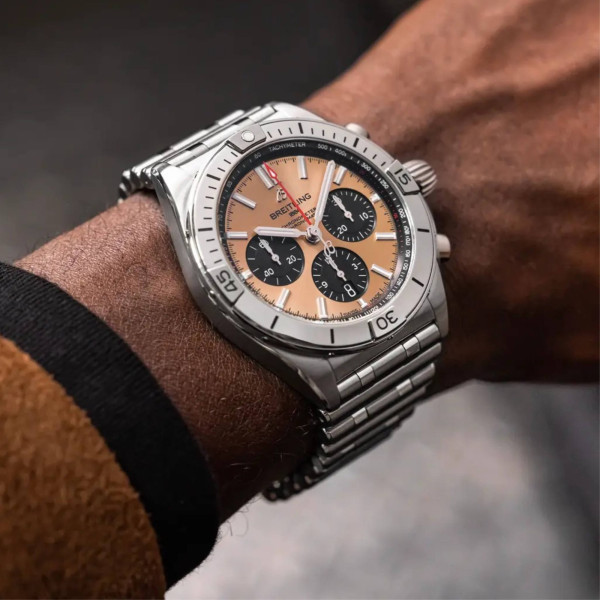 Breitling Chronomat B01 42 (Ref: AB0134101K1A1)