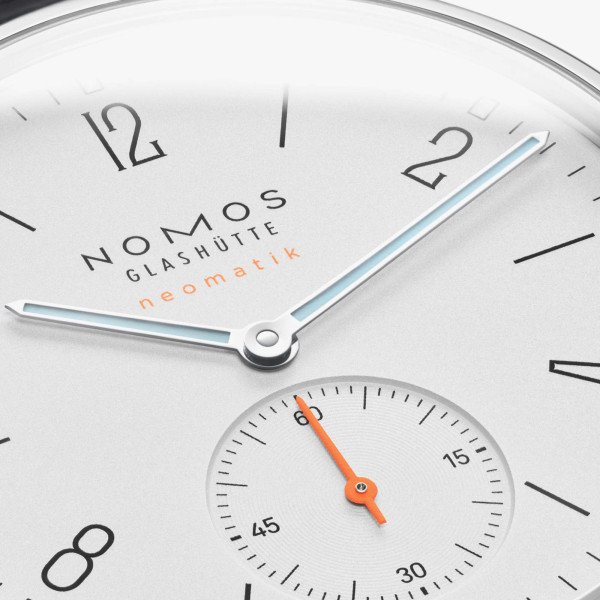 NOMOS Glashütte Ahoi neomatik (Ref: 560)