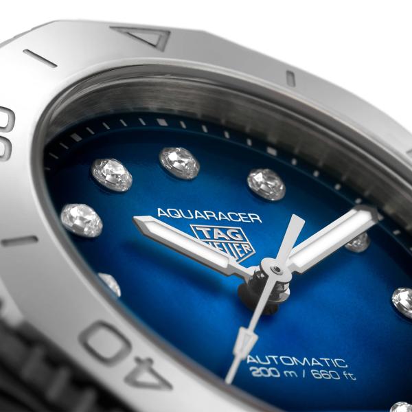 TAG Heuer TAG HEUER AQUARACER PROFESSIONAL 200 DATE (Ref: WBP2411.BA0622)