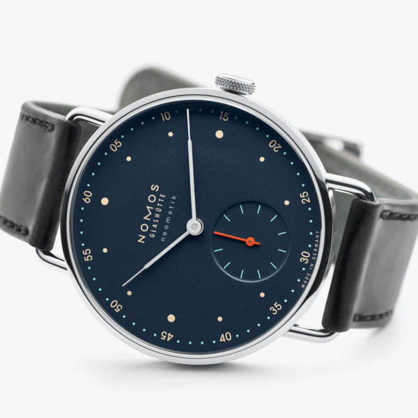 NOMOS Glashütte Metro neomatik nachtblau (Ref: 1110)
