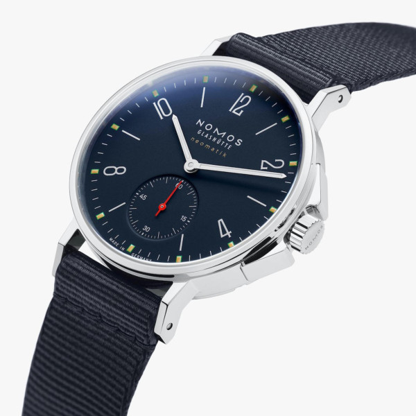 NOMOS Glashütte Ahoi neomatik Atlantik (Ref: 567)