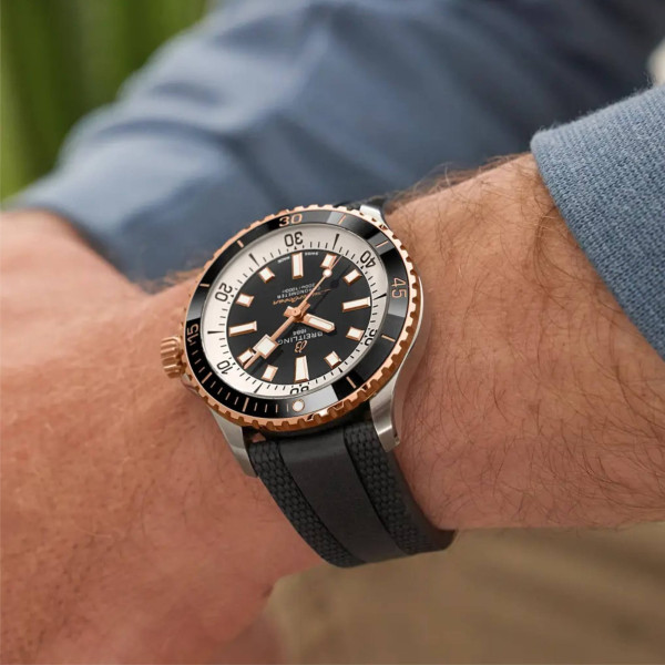 Breitling Superocean Automatic 42 (Ref: U17375211B1S1)