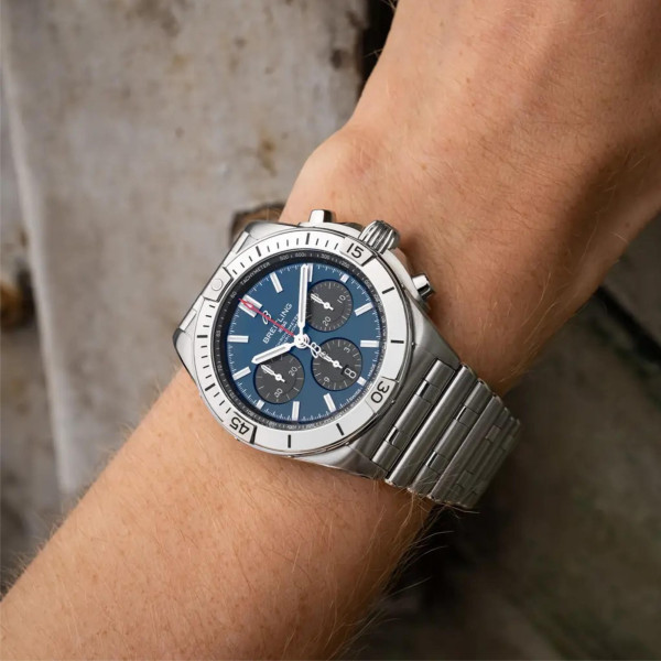 Breitling Chronomat B01 42 (Ref: AB0134101C1A1)