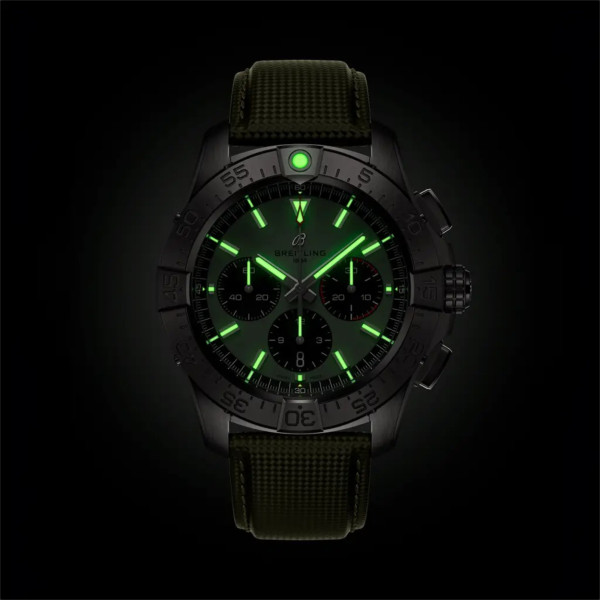 Breitling Avenger B01 Chronograph 44 (Ref: AB0147101L1X1)