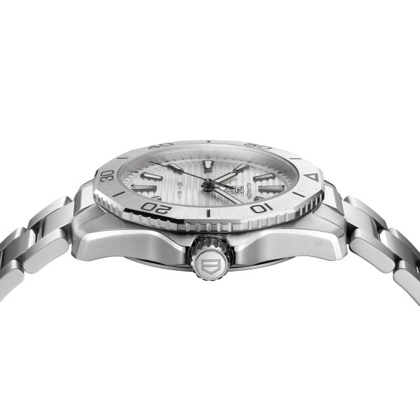 TAG Heuer TAG HEUER AQUARACER PROFESSIONAL 200 (Ref: WBP1111.BA0627)