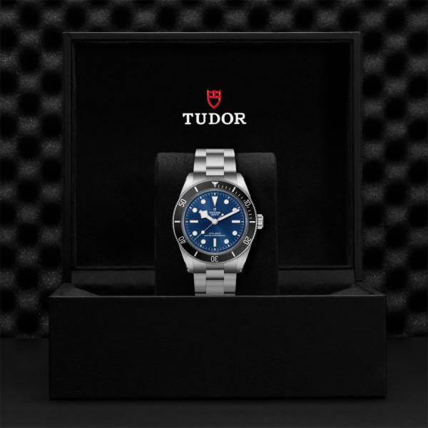 TUDOR Black Bay 68 (Ref: M7943A1A0NU-0001)