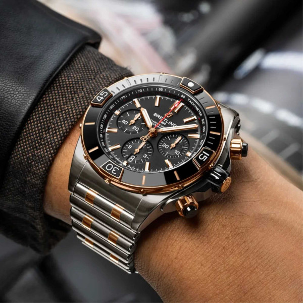 Breitling Super Chronomat B01 44 (Ref: UB0136251B1U1)