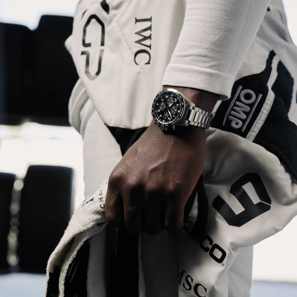 IWC PILOT’S WATCH PERFORMANCE CHRONOGRAPH 41 AMG (Ref: IW388304)